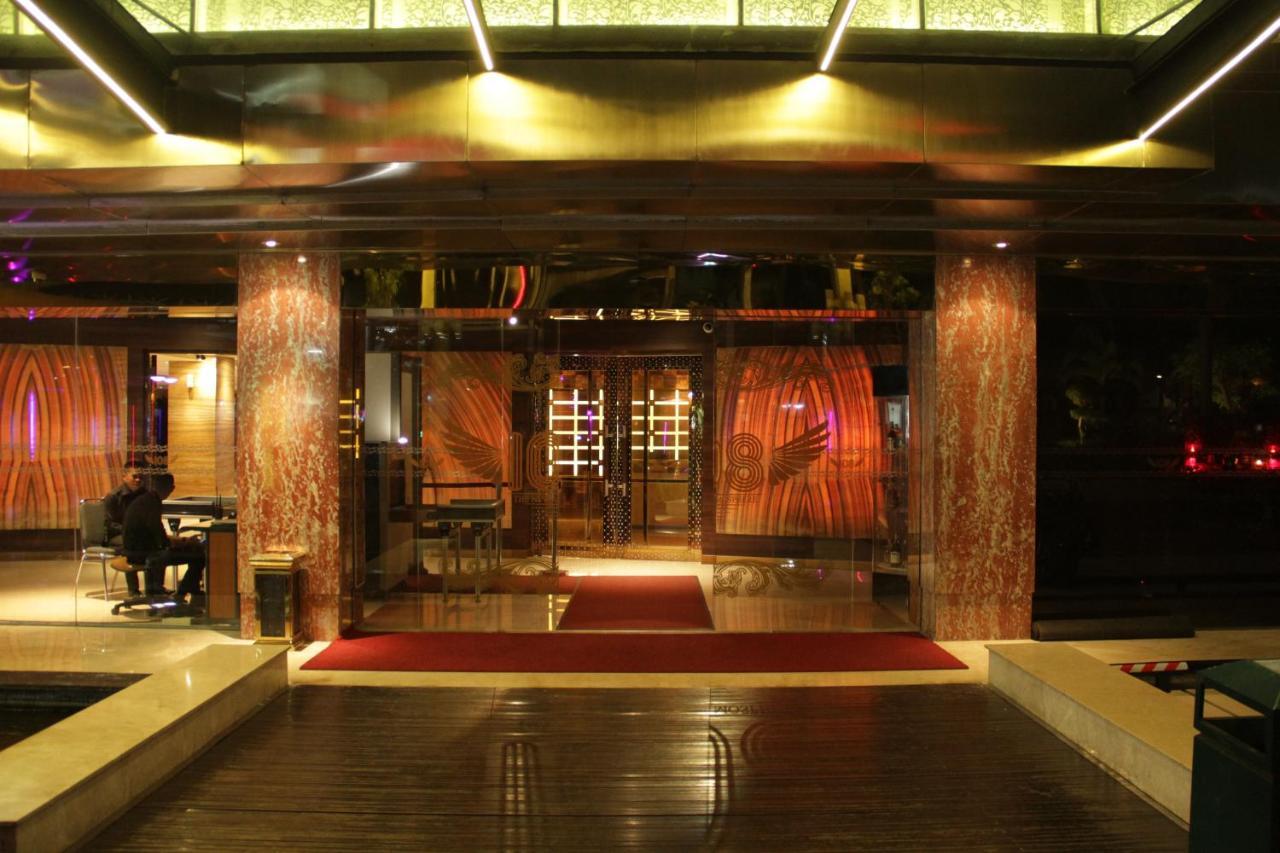 108 Hotel By Him Jakarta Exterior photo